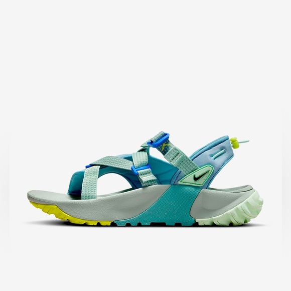 Nike Shoes - NIKE Oneonta Athletic Hiking Sandals for Trails and Streams Women’s Size 8 NEW